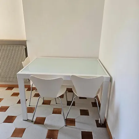 Vicino Lo Stadio Con Garage Apartamento Placência