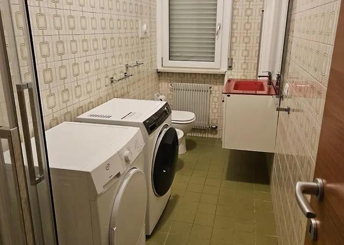 Vicino Lo Stadio Con Garage Appartement